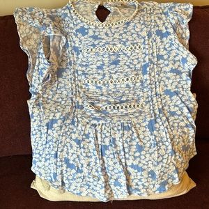 White Birch Floral Cap Sleeve Blouse